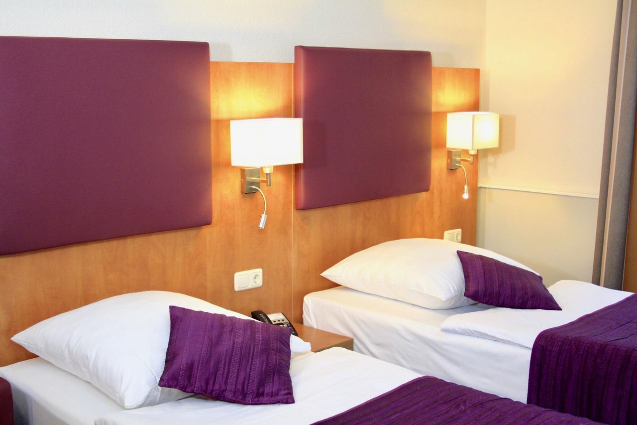 Hotel Niederrad Frankfurt nad Mohanem Exteriér fotografie